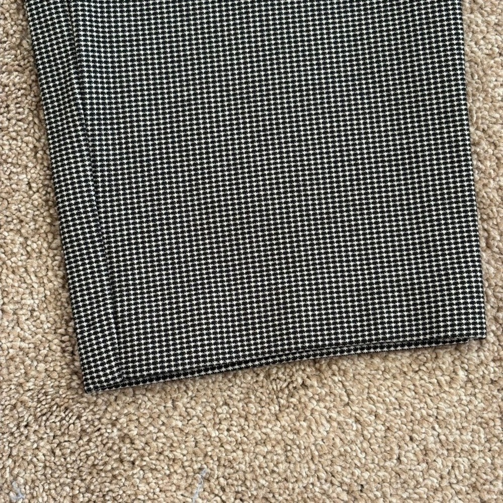 J. Jill Women Slim Leg Pant Ponte Houndstooth Medium Black White Stretch Pull On - Picture 4 of 7